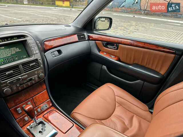 Черный Лексус ЛС, объемом двигателя 4.29 л и пробегом 307 тыс. км за 10000 $, фото 35 на Automoto.ua