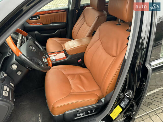 Черный Лексус ЛС, объемом двигателя 4.29 л и пробегом 307 тыс. км за 10000 $, фото 16 на Automoto.ua