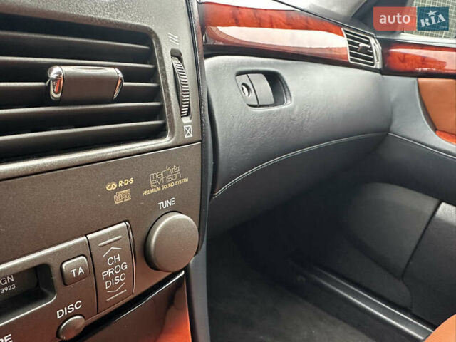 Черный Лексус ЛС, объемом двигателя 4.29 л и пробегом 307 тыс. км за 10000 $, фото 32 на Automoto.ua