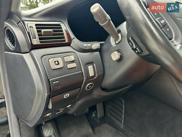 Черный Лексус ЛС, объемом двигателя 4.29 л и пробегом 307 тыс. км за 10000 $, фото 19 на Automoto.ua