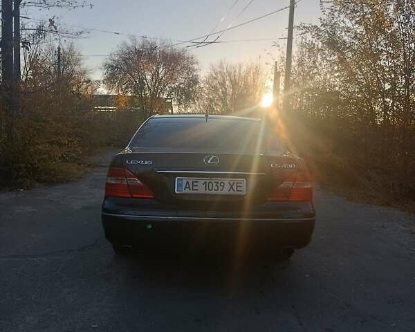 Черный Лексус ЛС, объемом двигателя 4.29 л и пробегом 184 тыс. км за 13000 $, фото 13 на Automoto.ua
