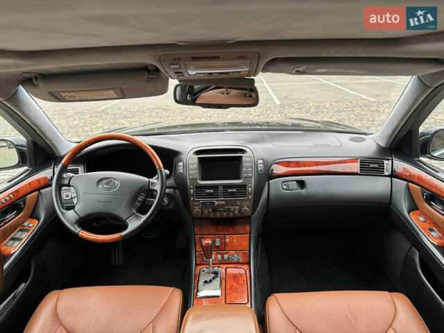 Черный Лексус ЛС, объемом двигателя 4.29 л и пробегом 307 тыс. км за 10000 $, фото 28 на Automoto.ua