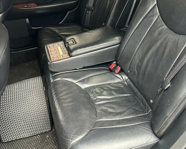 Черный Лексус ЛС, объемом двигателя 4.29 л и пробегом 384 тыс. км за 8600 $, фото 9 на Automoto.ua