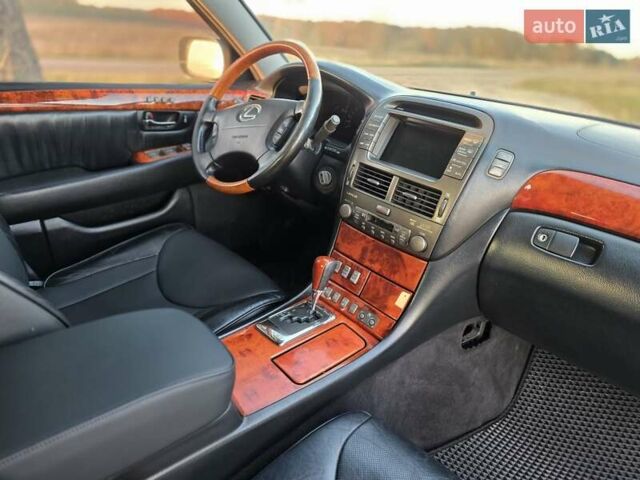 Черный Лексус ЛС, объемом двигателя 4.29 л и пробегом 298 тыс. км за 6700 $, фото 11 на Automoto.ua