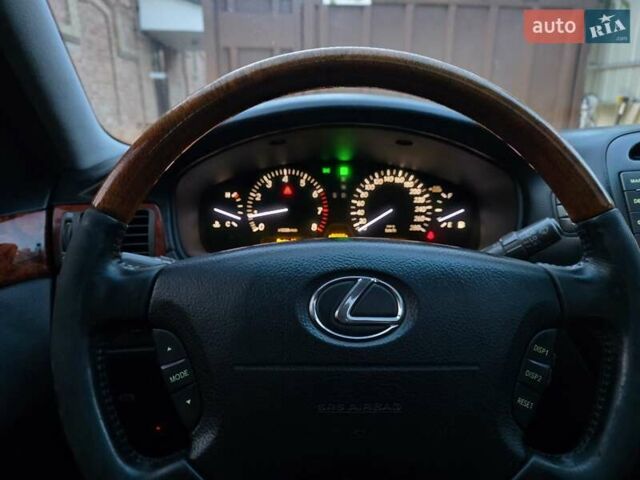 Черный Лексус ЛС, объемом двигателя 4.29 л и пробегом 298 тыс. км за 5999 $, фото 31 на Automoto.ua