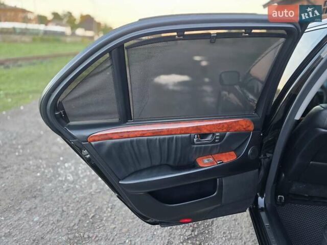 Черный Лексус ЛС, объемом двигателя 4.29 л и пробегом 298 тыс. км за 7700 $, фото 40 на Automoto.ua