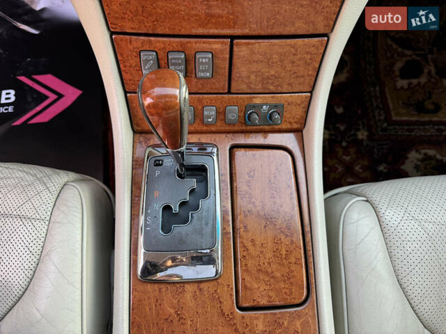 Черный Лексус ЛС, объемом двигателя 4.29 л и пробегом 330 тыс. км за 9500 $, фото 48 на Automoto.ua