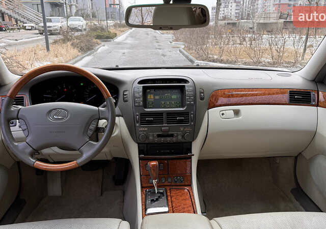 Чорний Лексус ЛС, об'ємом двигуна 4.29 л та пробігом 159 тис. км за 9000 $, фото 21 на Automoto.ua