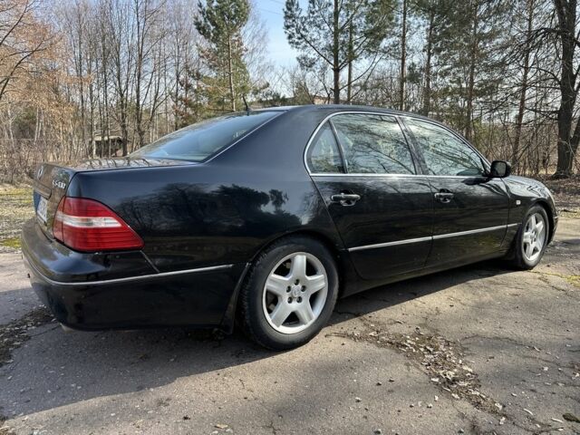 Черный Лексус ЛС, объемом двигателя 4.3 л и пробегом 300 тыс. км за 4750 $, фото 8 на Automoto.ua