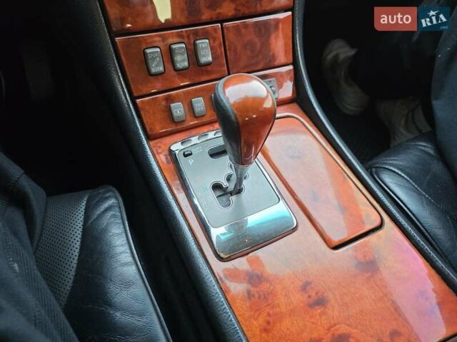 Черный Лексус ЛС, объемом двигателя 4.29 л и пробегом 298 тыс. км за 5999 $, фото 1 на Automoto.ua