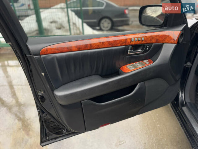 Чорний Лексус ЛС, об'ємом двигуна 4.29 л та пробігом 394 тис. км за 7999 $, фото 18 на Automoto.ua