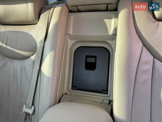 Черный Лексус ЛС, объемом двигателя 4.29 л и пробегом 330 тыс. км за 9500 $, фото 33 на Automoto.ua