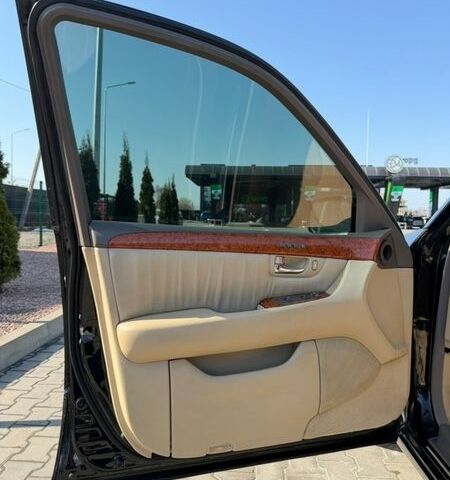 Черный Лексус ЛС, объемом двигателя 4.29 л и пробегом 356 тыс. км за 10900 $, фото 22 на Automoto.ua