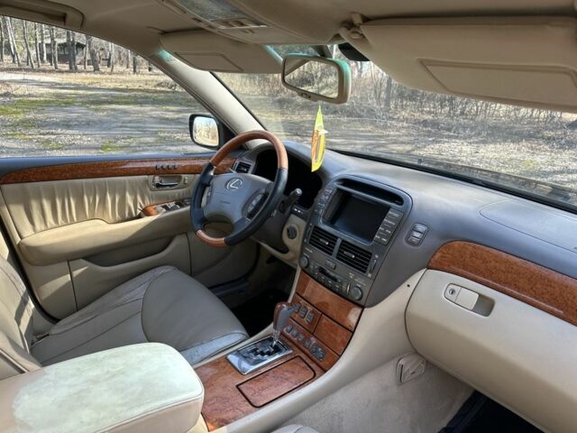 Черный Лексус ЛС, объемом двигателя 4.3 л и пробегом 300 тыс. км за 4750 $, фото 17 на Automoto.ua