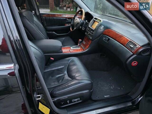 Черный Лексус ЛС, объемом двигателя 4.29 л и пробегом 298 тыс. км за 7700 $, фото 12 на Automoto.ua