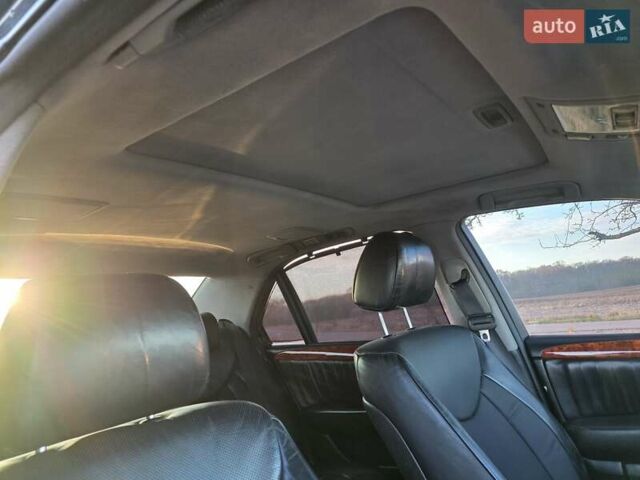 Черный Лексус ЛС, объемом двигателя 4.29 л и пробегом 298 тыс. км за 5999 $, фото 7 на Automoto.ua