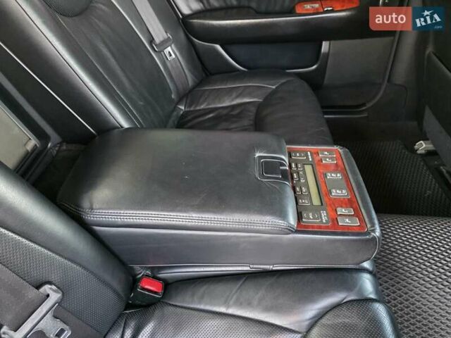 Черный Лексус ЛС, объемом двигателя 4.29 л и пробегом 298 тыс. км за 7700 $, фото 6 на Automoto.ua