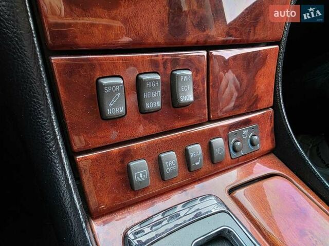 Черный Лексус ЛС, объемом двигателя 4.29 л и пробегом 298 тыс. км за 7700 $, фото 3 на Automoto.ua