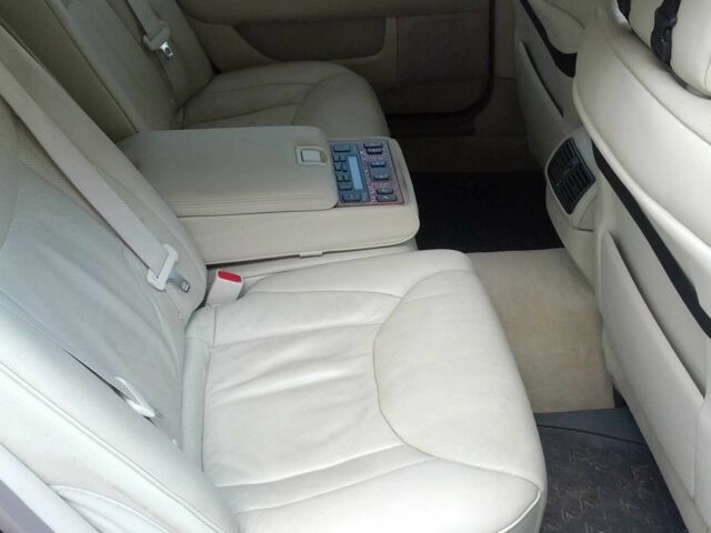 Черный Лексус ЛС, объемом двигателя 4.3 л и пробегом 208 тыс. км за 15000 $, фото 5 на Automoto.ua