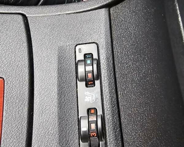 Чорний Лексус ЛС, об'ємом двигуна 3.46 л та пробігом 200 тис. км за 7700 $, фото 6 на Automoto.ua