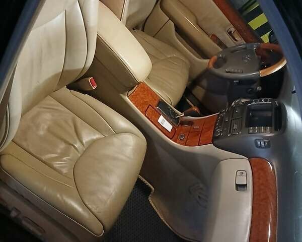 Черный Лексус ЛС, объемом двигателя 4.29 л и пробегом 296 тыс. км за 11000 $, фото 14 на Automoto.ua