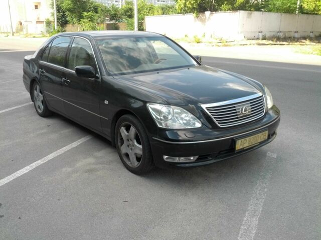 Черный Лексус ЛС, объемом двигателя 4.3 л и пробегом 208 тыс. км за 15000 $, фото 1 на Automoto.ua