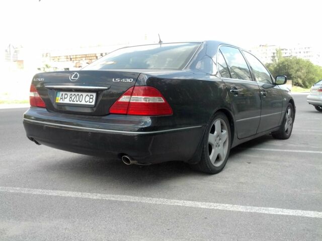 Черный Лексус ЛС, объемом двигателя 4.3 л и пробегом 208 тыс. км за 15000 $, фото 2 на Automoto.ua
