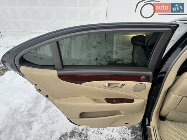 Черный Лексус ЛС, объемом двигателя 4.61 л и пробегом 232 тыс. км за 11900 $, фото 36 на Automoto.ua