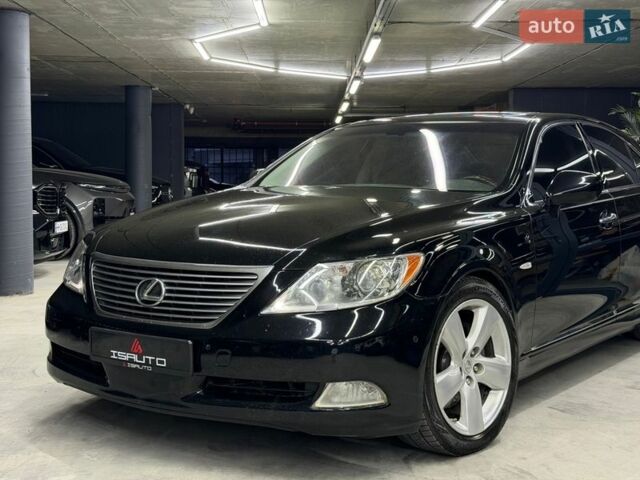 Черный Лексус ЛС, объемом двигателя 4.61 л и пробегом 220 тыс. км за 11500 $, фото 8 на Automoto.ua