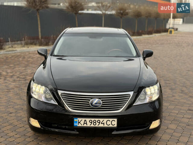 Черный Лексус ЛС, объемом двигателя 4.97 л и пробегом 222 тыс. км за 9900 $, фото 3 на Automoto.ua