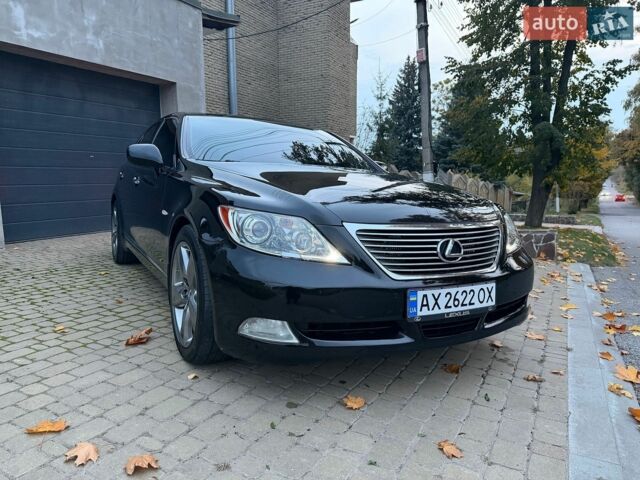 Чорний Лексус ЛС, об'ємом двигуна 4.61 л та пробігом 287 тис. км за 12500 $, фото 6 на Automoto.ua