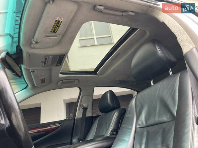 Черный Лексус ЛС, объемом двигателя 4.61 л и пробегом 355 тыс. км за 9400 $, фото 11 на Automoto.ua