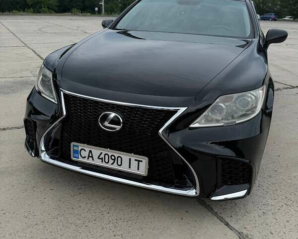 Черный Лексус ЛС, объемом двигателя 4.6 л и пробегом 257 тыс. км за 15000 $, фото 9 на Automoto.ua