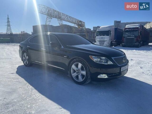 Черный Лексус ЛС, объемом двигателя 4.61 л и пробегом 250 тыс. км за 9000 $, фото 1 на Automoto.ua