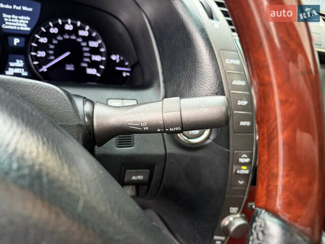 Чорний Лексус ЛС, об'ємом двигуна 4.6 л та пробігом 260 тис. км за 6999 $, фото 40 на Automoto.ua