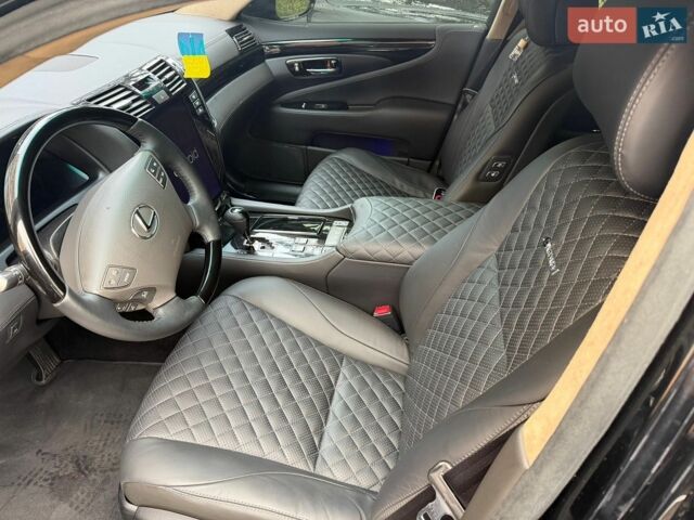 Черный Лексус ЛС, объемом двигателя 4.61 л и пробегом 178 тыс. км за 12300 $, фото 6 на Automoto.ua