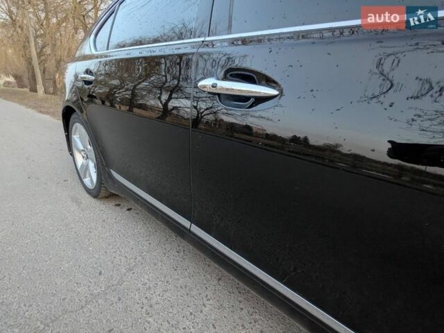 Черный Лексус ЛС, объемом двигателя 4.61 л и пробегом 198 тыс. км за 9400 $, фото 10 на Automoto.ua