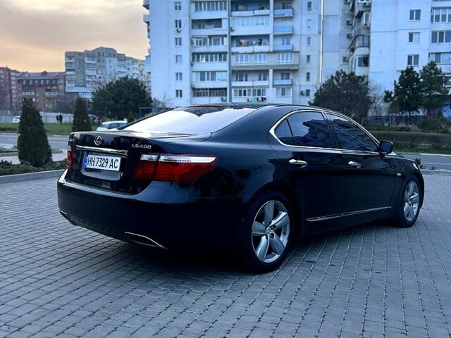 Черный Лексус ЛС, объемом двигателя 4.6 л и пробегом 200 тыс. км за 13500 $, фото 3 на Automoto.ua