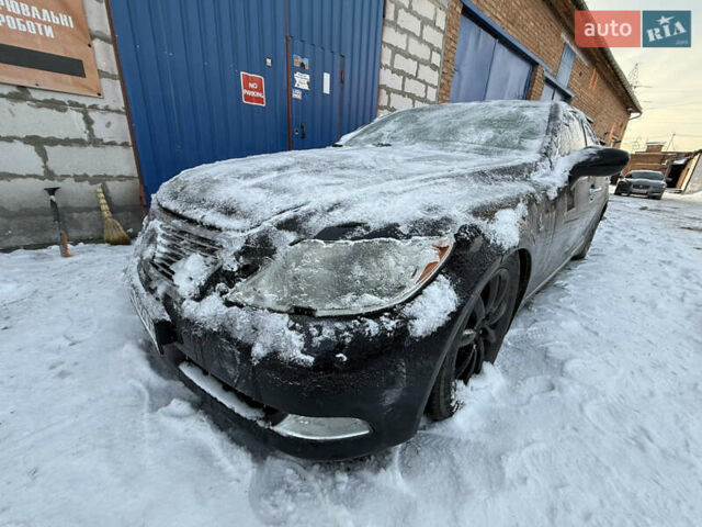 Черный Лексус ЛС, объемом двигателя 4.61 л и пробегом 312 тыс. км за 6300 $, фото 1 на Automoto.ua