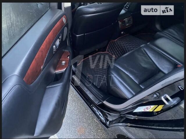 Черный Лексус ЛС, объемом двигателя 4.6 л и пробегом 250 тыс. км за 7800 $, фото 6 на Automoto.ua
