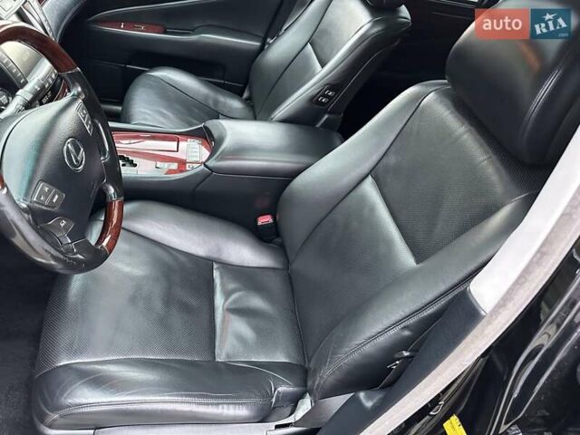 Черный Лексус ЛС, объемом двигателя 4.61 л и пробегом 229 тыс. км за 11500 $, фото 20 на Automoto.ua