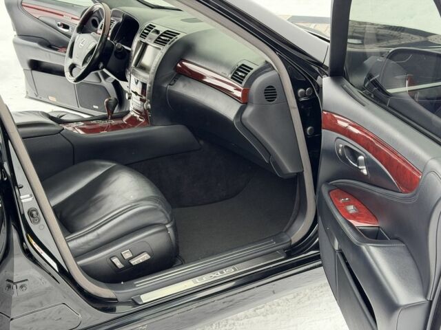 Чорний Лексус ЛС, об'ємом двигуна 4.6 л та пробігом 277 тис. км за 14999 $, фото 10 на Automoto.ua