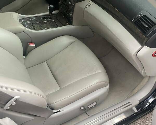 Чорний Лексус ЛС, об'ємом двигуна 4.61 л та пробігом 310 тис. км за 13500 $, фото 4 на Automoto.ua