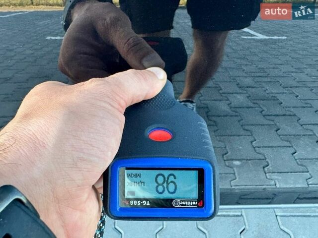 Чорний Лексус ЛС, об'ємом двигуна 4.61 л та пробігом 178 тис. км за 12300 $, фото 5 на Automoto.ua