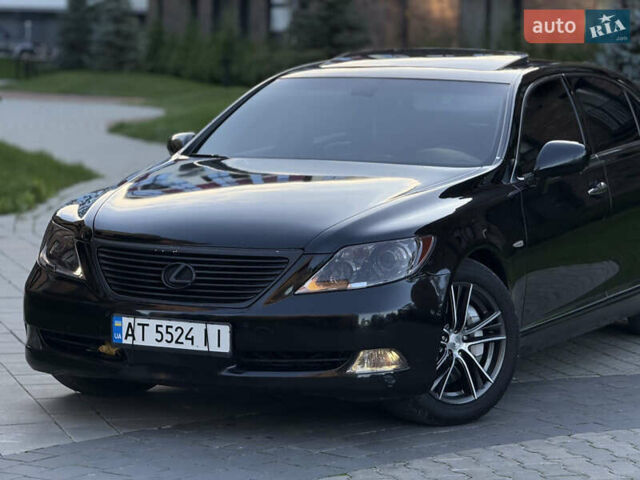 Черный Лексус ЛС, объемом двигателя 4.61 л и пробегом 300 тыс. км за 9900 $, фото 20 на Automoto.ua