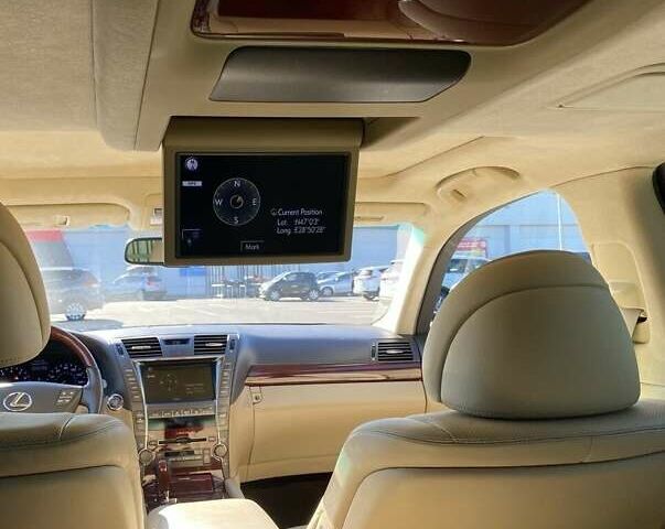 Черный Лексус ЛС, объемом двигателя 4.61 л и пробегом 116 тыс. км за 15000 $, фото 7 на Automoto.ua