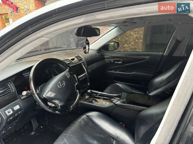 Чорний Лексус ЛС, об'ємом двигуна 4.6 л та пробігом 270 тис. км за 7700 $, фото 7 на Automoto.ua