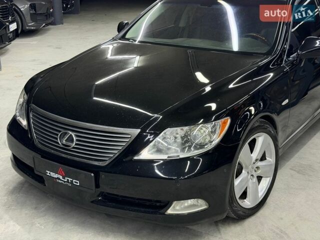 Черный Лексус ЛС, объемом двигателя 4.61 л и пробегом 220 тыс. км за 11500 $, фото 7 на Automoto.ua