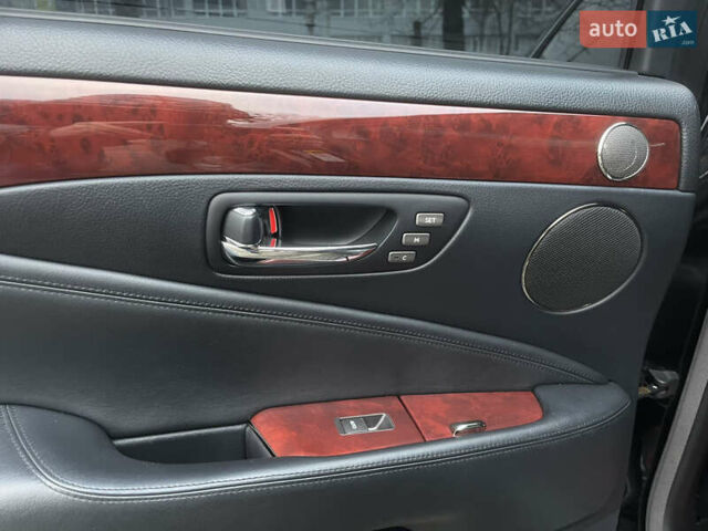 Черный Лексус ЛС, объемом двигателя 4.61 л и пробегом 235 тыс. км за 11999 $, фото 41 на Automoto.ua