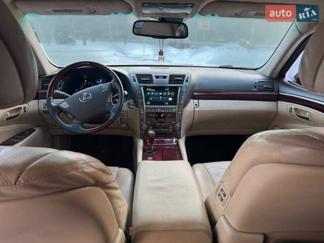 Черный Лексус ЛС, объемом двигателя 4.61 л и пробегом 182 тыс. км за 7999 $, фото 10 на Automoto.ua